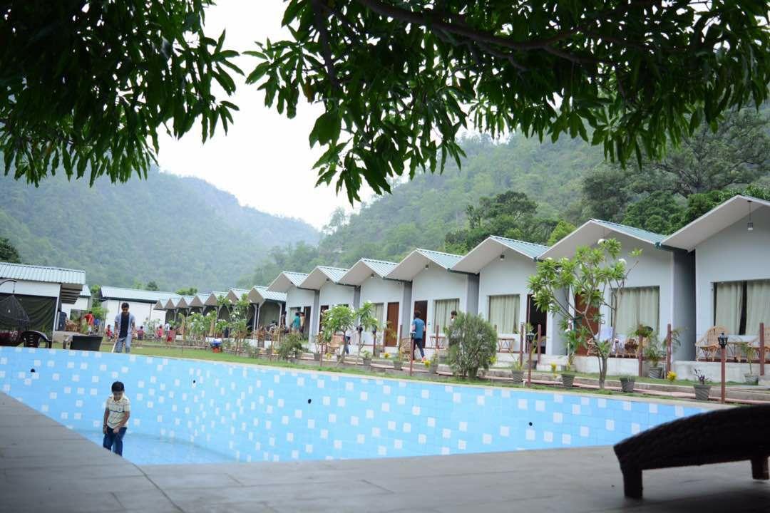 רישיקש Gurugram Resort מראה חיצוני תמונה