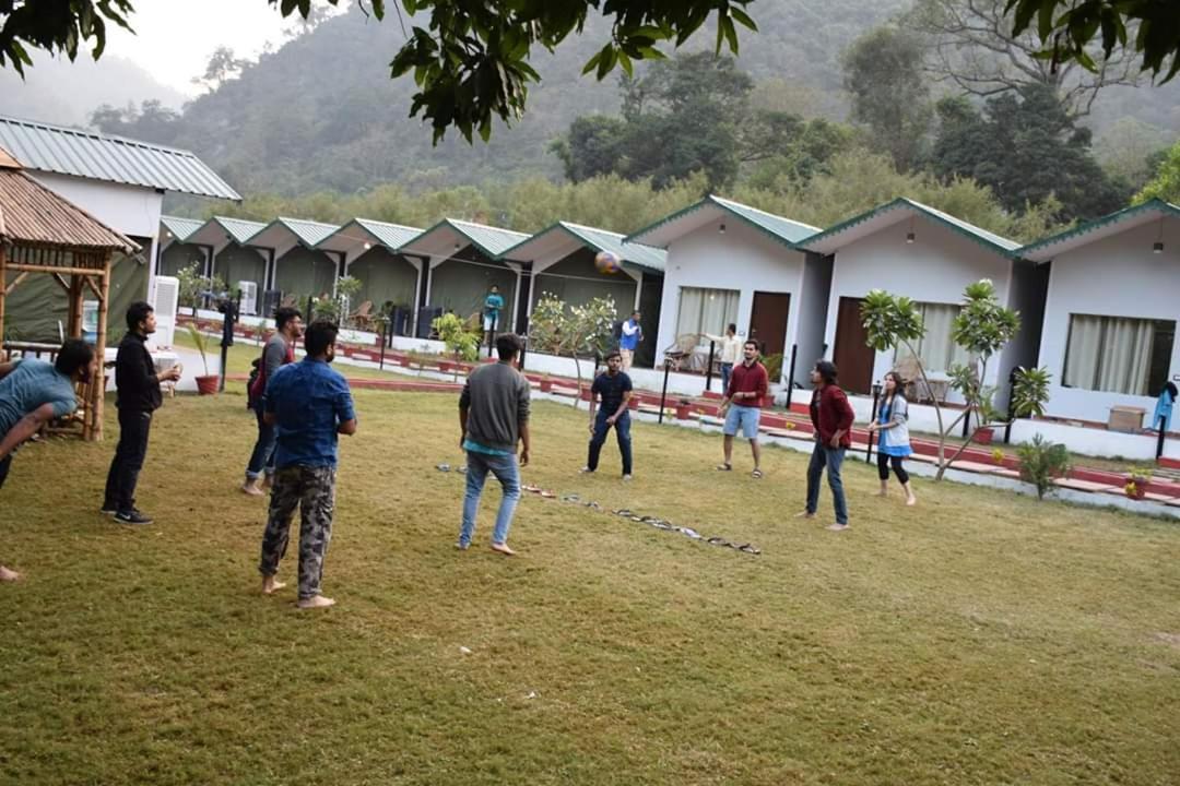 רישיקש Gurugram Resort מראה חיצוני תמונה